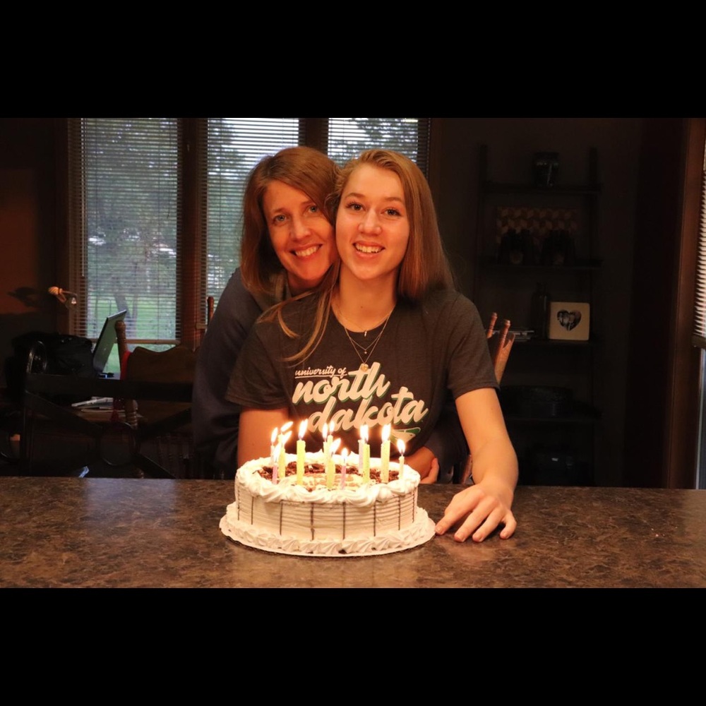 Meet your Posher, Cindy